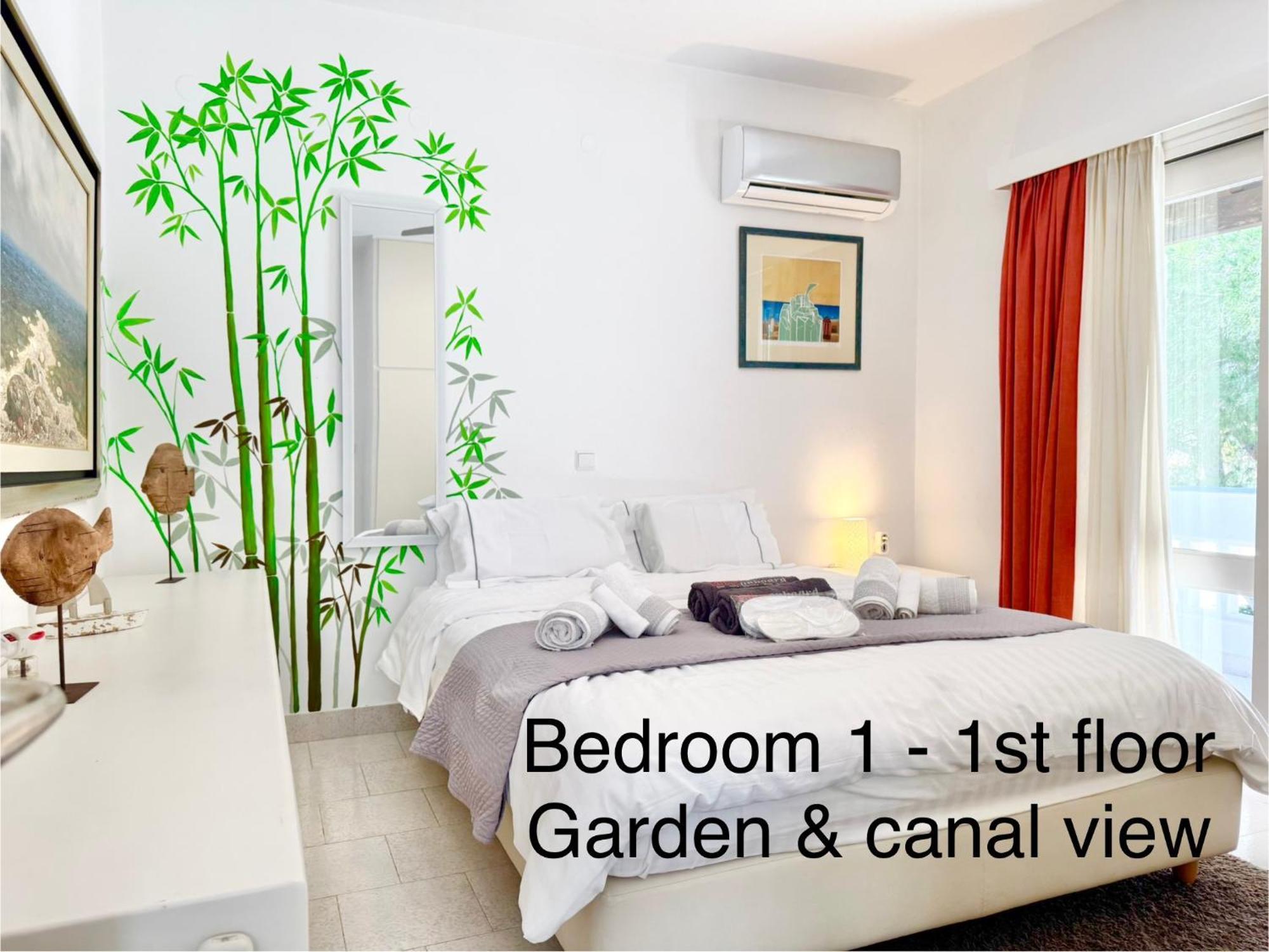 Villasonboard Dock Villa 3 Bed, 3 Bath, Canal, Greek Venice Porto Hydra Plépi Esterno foto